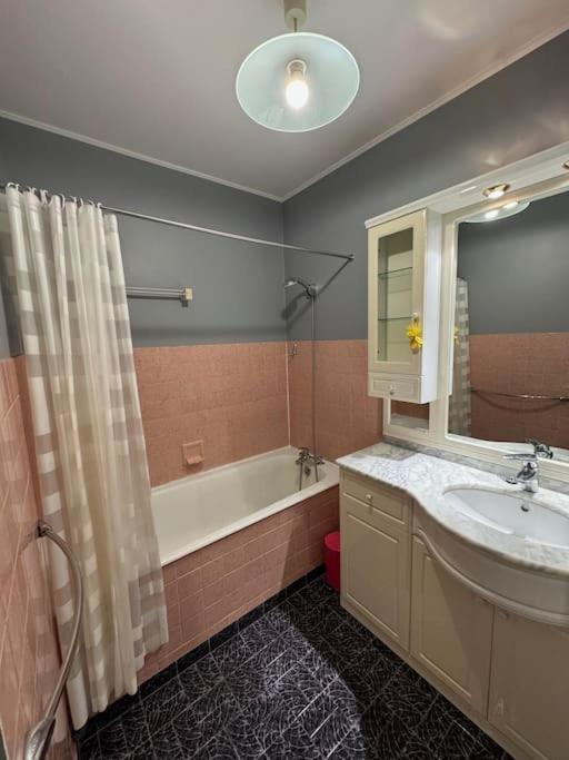 Appartement Calme Proche De La Mer Avec Parking Villers-sur-Mer Dış mekan fotoğraf