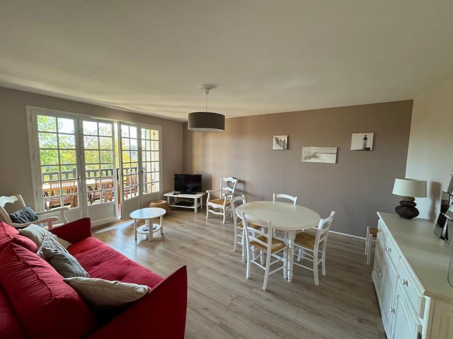Appartement Calme Proche De La Mer Avec Parking Villers-sur-Mer Dış mekan fotoğraf