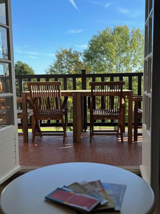 Appartement Calme Proche De La Mer Avec Parking Villers-sur-Mer Dış mekan fotoğraf