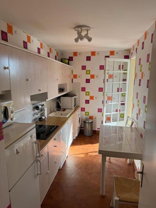 Appartement Calme Proche De La Mer Avec Parking Villers-sur-Mer Dış mekan fotoğraf